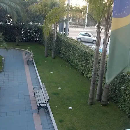 فندق Rondo' باري