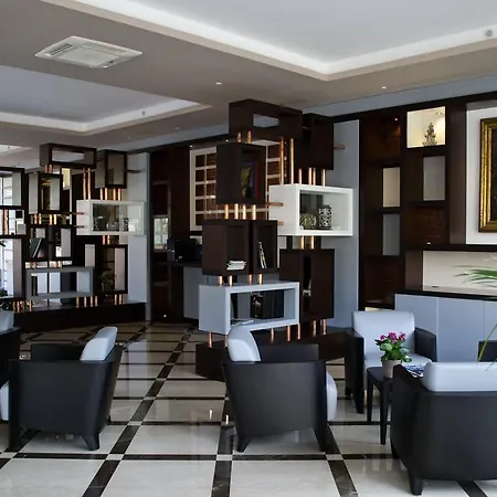 Rondo' Hotel 3*
